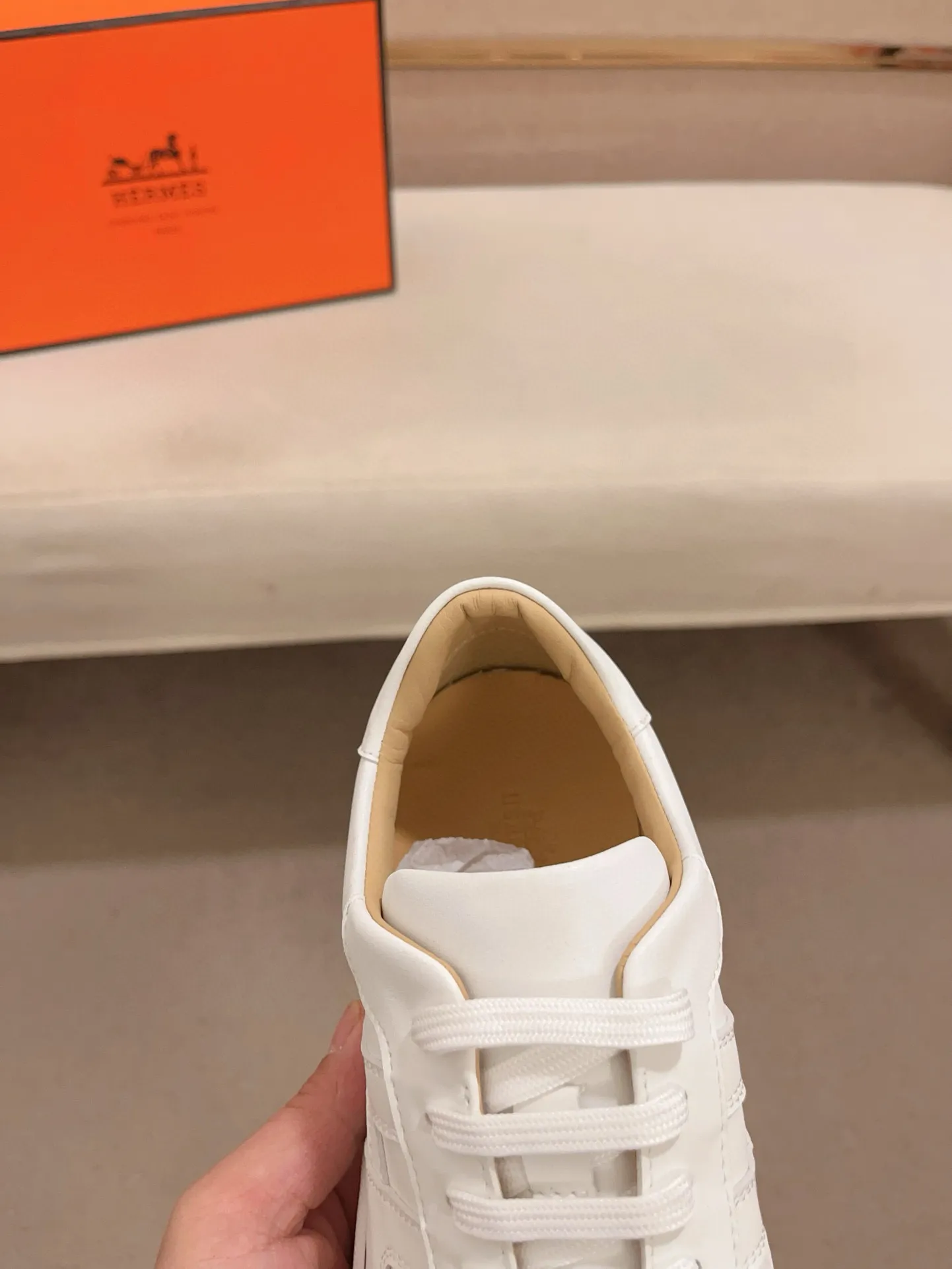 Men's clothing and shoes💰: 400💰《HERMES》【Classic Original Version】Hermès; Top 🔝 Purchasing Agency 🔍🔍Men's latest 🇺🇸 counter sales simultaneously, original ▲▲cowhide imported from Italy ▲▲Exquisite workmanship (Italian 🇮🇹Imported water-dyed 🐂cowhide lining) sole: original sole provided by the original factory, ⚠️exclusive double-layer activity·TPR·rubber·combined molded outsole; Code number: 38-44 (45/46 can be customized, non-refundable)